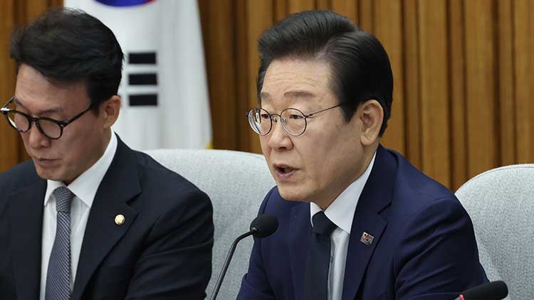 <b>이재명</b> "<b>사법부</b>는 민주주의 최후 보루…철저히 독립 지켜야"