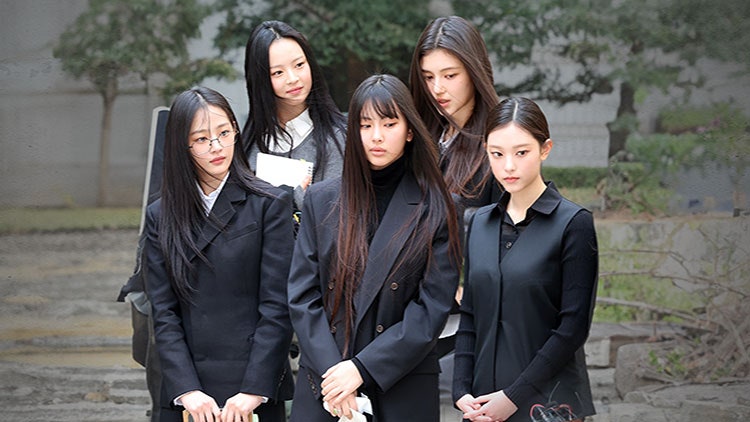 <b>뉴진스</b>-어도어 전속계약 유효확인 소송 시작