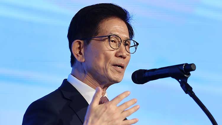 김문수 "<b>심우정</b> 검찰총장 <b>딸 채용</b> 논란, 필요하다면 조사할 것"