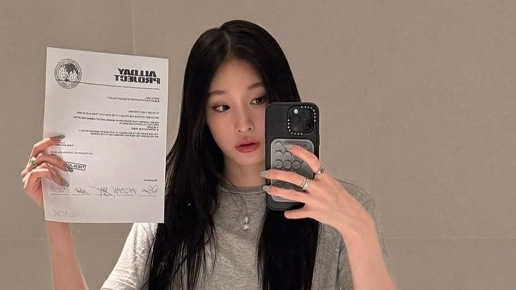 신세계 정유경 회장 장녀, 더블랙레이블 <b>혼성그룹</b> 데뷔