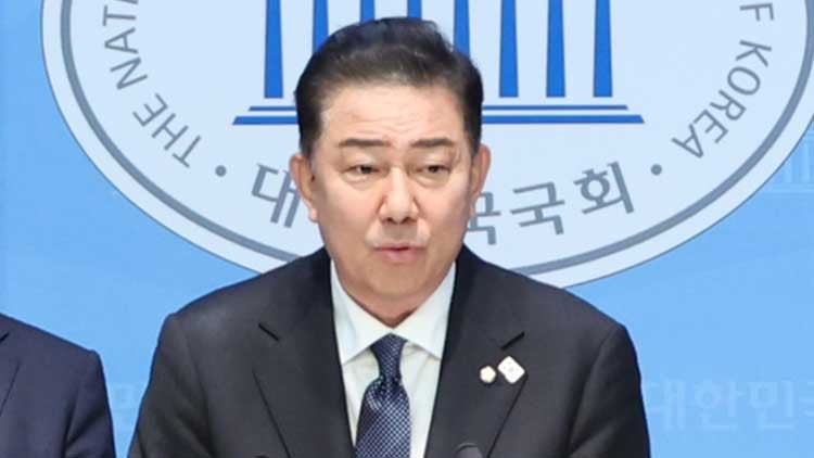 <b>김병기</b> "<b>상법</b> 먼저 처리"…법사위원장 野 요구는 거절