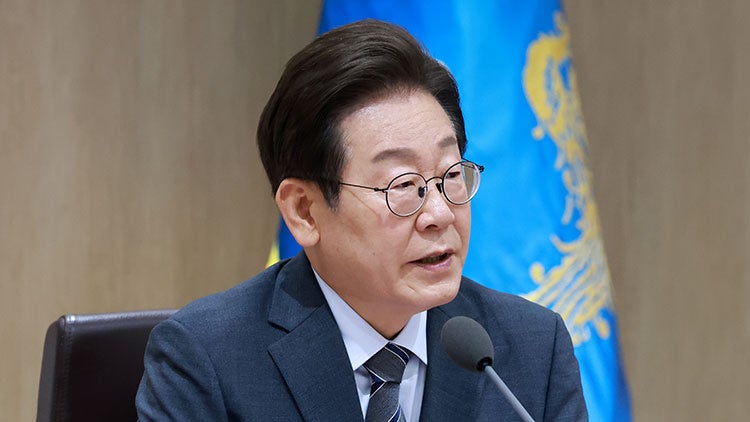 李대통령, 취임 후 첫 <b>호남</b>행…텃밭 민심 안기