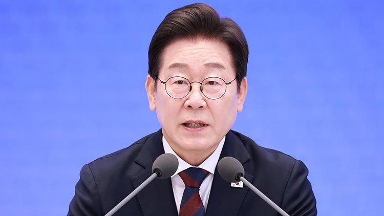 李<b>대통령</b> "<b>감사원</b>, 지금이라도 <b>국회</b> 넘겨주고파"
