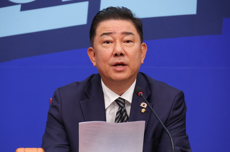 <b>김병기</b> "세수 파탄 주범은 국민의힘…<b>조세 정상화</b>로 민생회복"