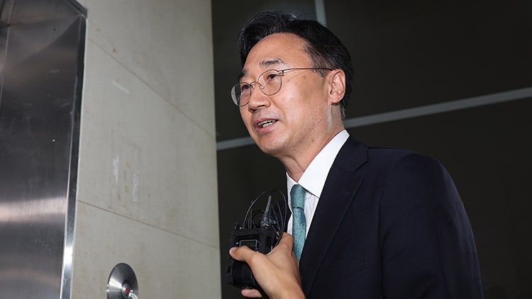 해병특검, <b>신범철</b> 전 국방차관 '<b>수사외압</b>' 조사…3차 소환