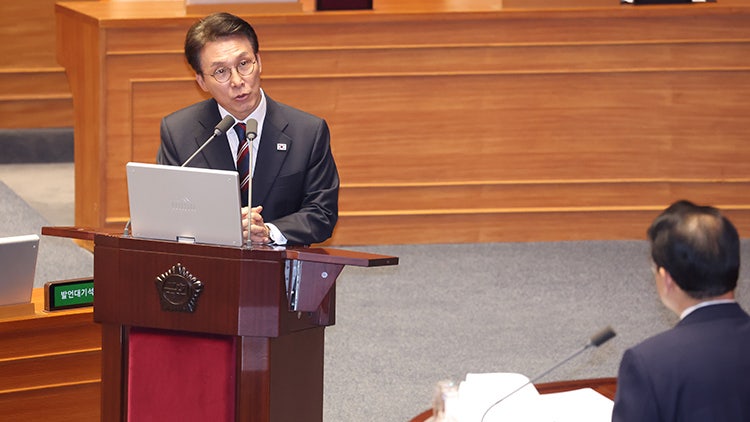 김민석 "對美 3천500억달러 <b>투자</b>에 <b>국회 동의</b> 필요할 수도"