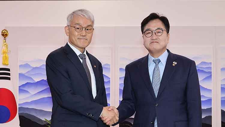 우원식, 천대엽 만나 "<b>사법부</b> 불신 높아, 결자해지해야"