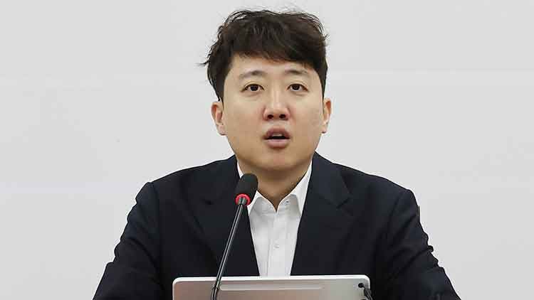 이준석 "<b>도요토미 히데요시</b> 닮은 건 민주당과 李 대통령"