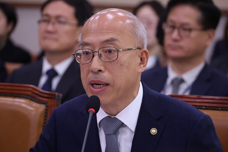 법제처장 "<b>4년 연임제</b> '李<b>대통령</b> 적용'은 국민이 결단할 문제"