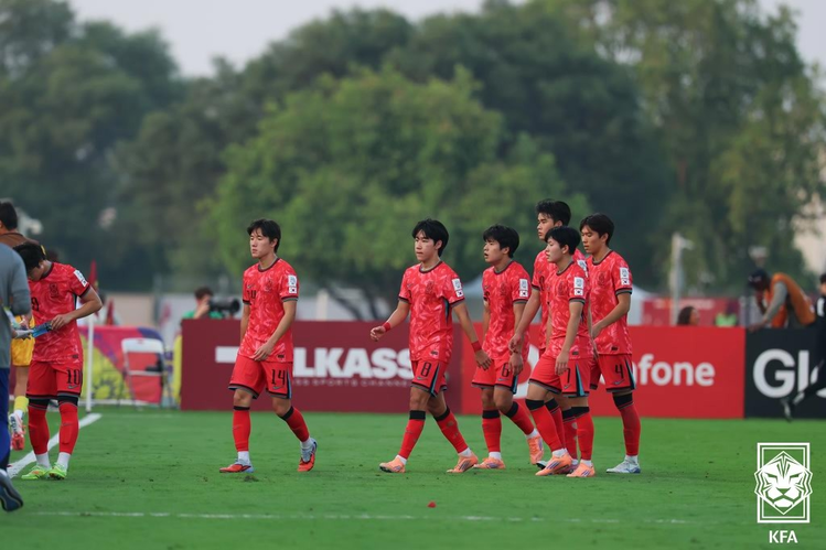 한국, <b>U-17 월드컵</b> 32강서 잉글랜드에 0-2 패배…16강 진출 실패