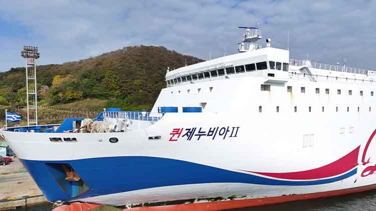<b>여객선 좌초</b> <b>과실</b> <b>항해사</b>·조타수 구속기로…오후 2시 목포지원서 영장...