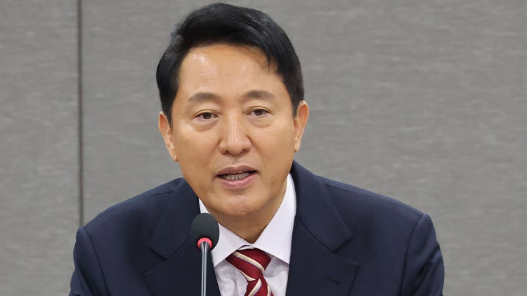 특검, <b>오세훈</b> 불구속 <b>기소</b>…오 시장 "민주당 하명 <b>기소</b>"