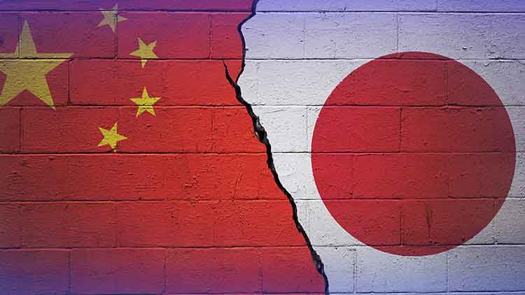 日 "中<b>전투기</b>, 공해서 <b>레이더</b>로 자위대기 겨냥…위험 행위"