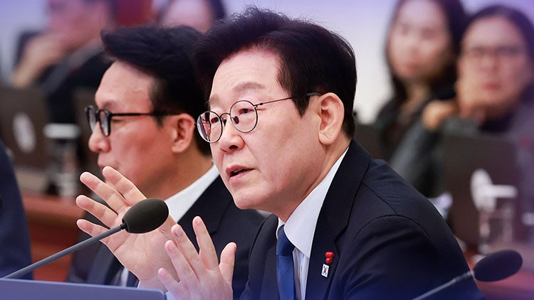 27번째 부동산 메시지 낸 李, '다주택 압박으로 전월세난' 주장에 "기적의 논리" 반박