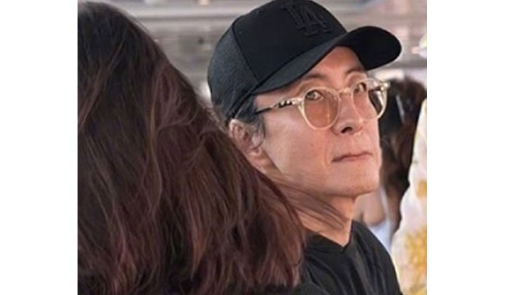 "'53세 백발' 배용준, 그냥 잘생겼다" 욘사마, 싱가포르 목격담 화제