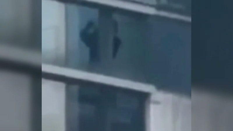 '이 와중에' 대구 선관위 직원은 청사서 골프 연습…"징계위 회부"