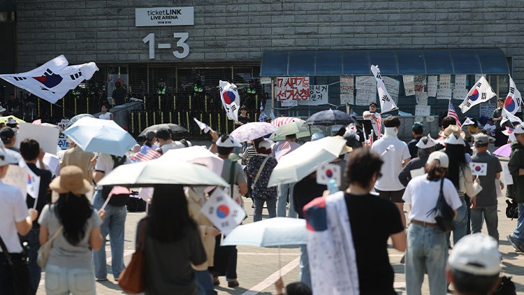 <b>잠실 개표소</b> 봉쇄<b>시위</b> 열흘째…"<b>시위</b>동력 당분간 이어질 듯"