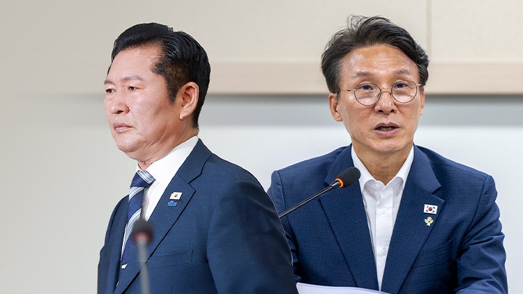 '李 발언' 또 인용한 정청래 "당 주인은 당원"…김민석, 사흘간 '호남행'