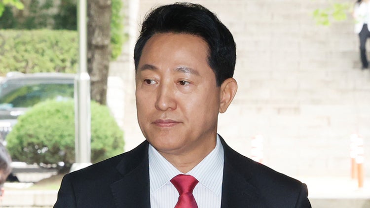 '여론조사비 대납 의혹'에 1년 6개월 구형…오세훈 "선거 시기 맞춘 부도덕한 기소"