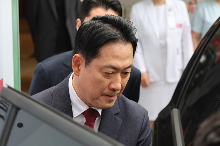 <b>장동혁</b>, 오늘 엿새 만에 퇴원해 <b>복귀</b>…"단식 후유증 심각, 꾀병 아냐"