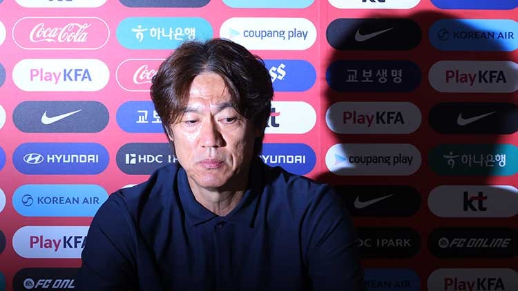 홍명보 대표팀 감독 전격 사퇴…월드컵 조별리그 탈락 책임