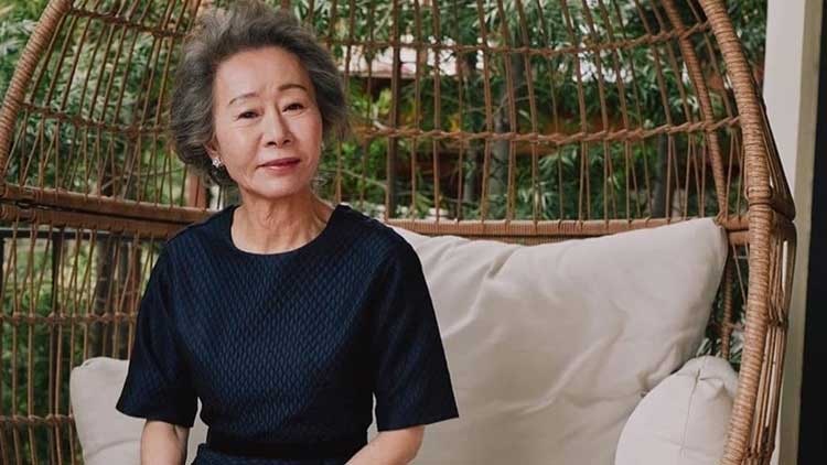 <b>윤여정</b>, 美<b>에미상</b> 여우조연상 <b>후보</b>…오스카 이어 새 기록 쓸까