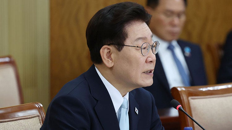 李대통령, <b>이케아</b> 직격…"국내서 반노동 행태 안돼"
