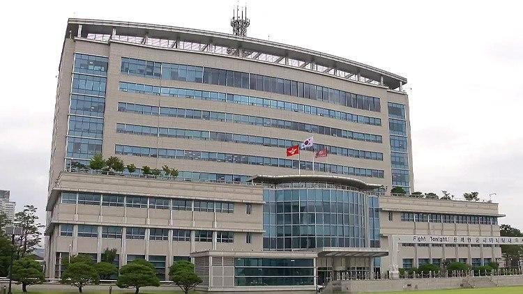 <b>국방부</b>, 안규백 '탈영 의혹' 해명에 진땀…"퇴임 후 기록 정정청구할 것...