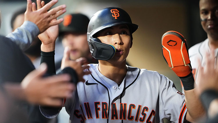 <b>이정후</b>, MLB 후반기 첫 경기서 <b>3안타</b> 폭발…타율 0.307