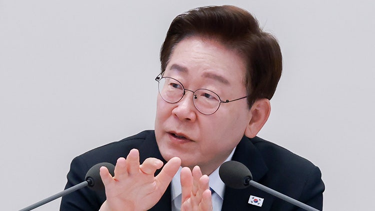 李대통령, 오늘 국민과 '<b>부동산 대토론회</b>'…보유세·거래세 등 쟁점