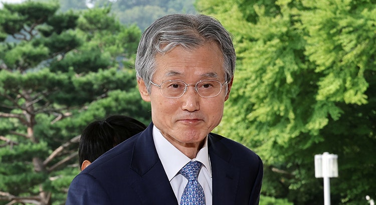 <b>조희대</b>, '대법관 <b>서면 제청</b>' 이유 질문에 묵묵부답
