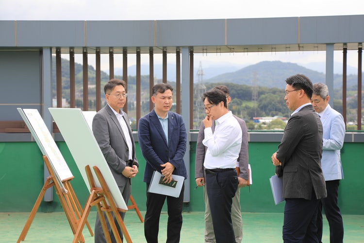 <b>LH</b>, <b>보상</b> 인력 344명 투입…<b>보상 기간</b>, 20개월로 대폭 줄인다