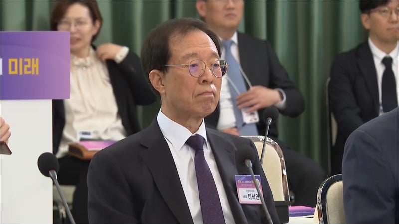 [단독] <b>이석연</b> "李, '연임 불가' 뜻 전해와 사임…2~3년 후 <b>국민</b>이 평가...