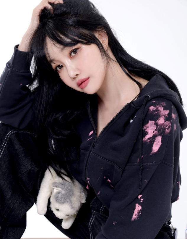 방송인 <b>낸시랭 음주운전</b> 혐의로 입건…'면허 취소 수준'