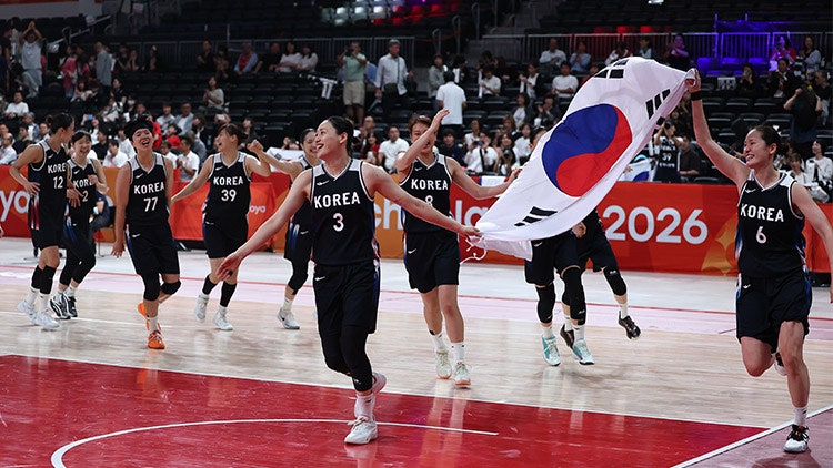 여자농구, 日 완파하고 <b>금메달</b>…남녀 농구 12년만의 동반 우승 '쾌거'