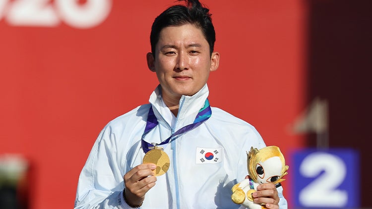 [아시안게임] <b>양궁 컴파운드</b> <b>김종호</b>, 남자 개인전 한국 최초 '금메달'