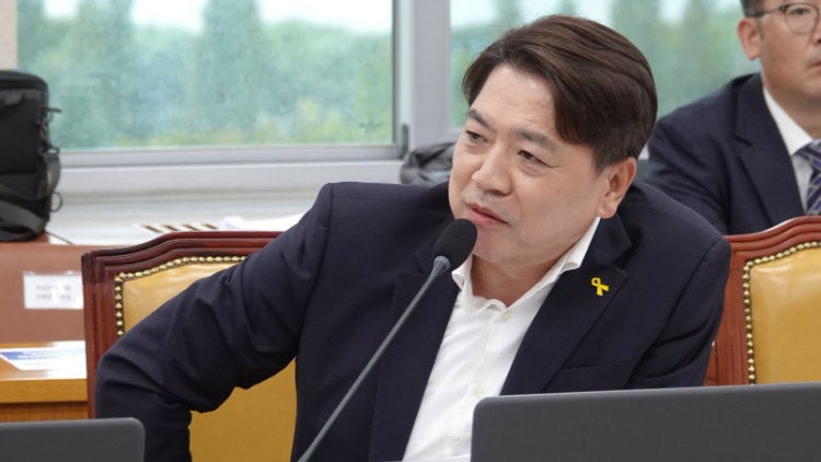 추미애 사과하자마자 또…與 <b>부승찬</b> "소방이 <b>재정</b> 쭉쭉 빨아먹는 거 아...