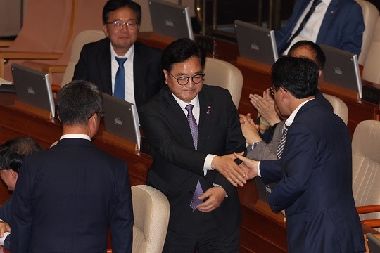 <b>우원식</b>, 전반기 <b>국회의장</b> 선출…야당 단독 표결