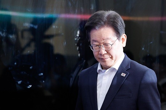[단독]<b>이재명</b> ‘<b>대북송금</b>’ 재판, <b>이화영</b> 유죄 재판부가 맡는다
