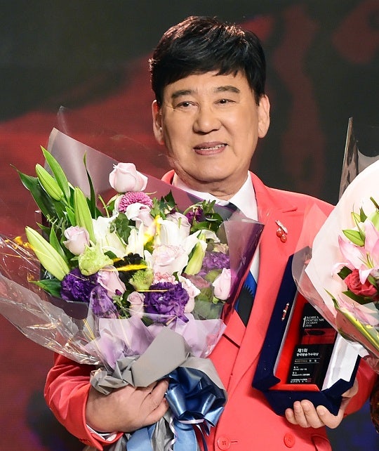 ‘트로트 4대 천왕’ <b>현철 별세</b>…‘봉선화<b>연정</b>’ 등 히트곡
