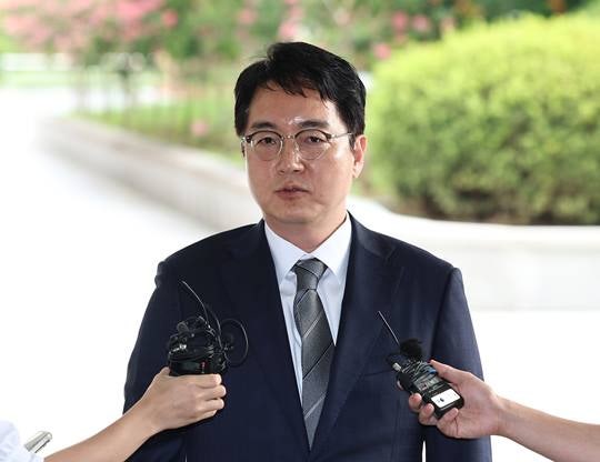 <b>심우정</b> <b>인사청문회</b>…김여사 오빠와 친분 등 쟁점