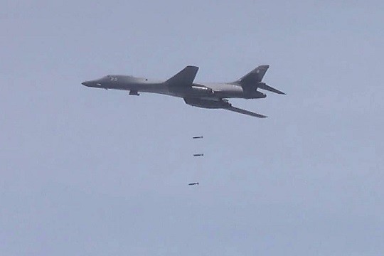 北, ‘죽음의 백조’ B-1B <b>국군의날</b> 전개에 “상응 행동” 위협