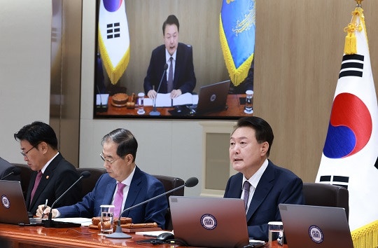 윤 <b>대통령</b> “여야, 금투세 폐지에 힘 모아주기를 기대”