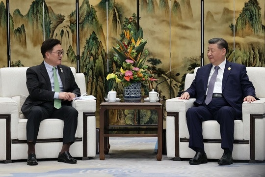 <b>우원식</b>, 하얼빈서 中 <b>시진핑</b> 접견…“<b>APEC</b> 방한 고려 중”