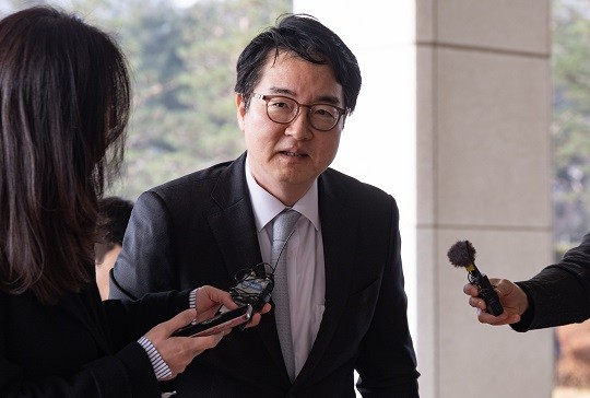 <b>대검</b> “尹구속취소 <b>즉시항고 포기</b> 입장 변함 없다”