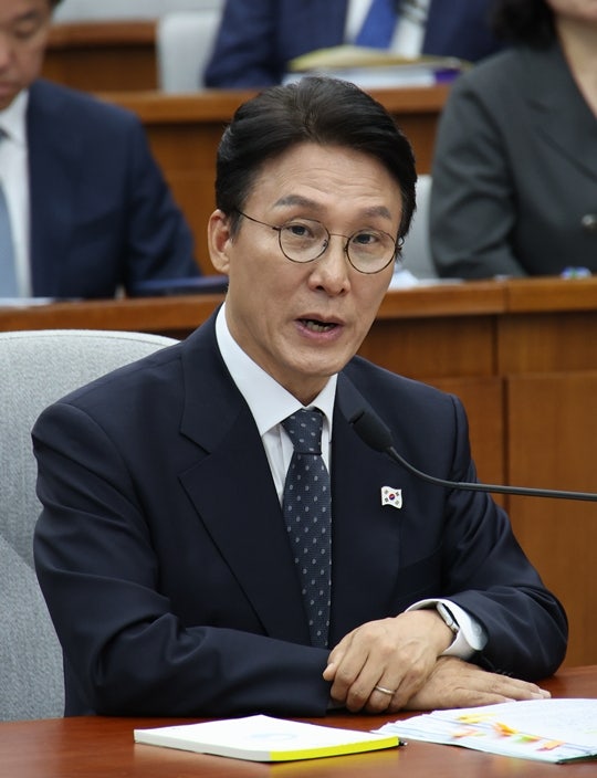 <b>김민석</b>, 재산증식·아빠찬스 <b>의혹</b> 반박…“사실 아냐”