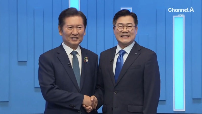 <b>박찬대</b> vs 정청래, ‘명심’ 신경전…“눈빛만 봐도 안다”