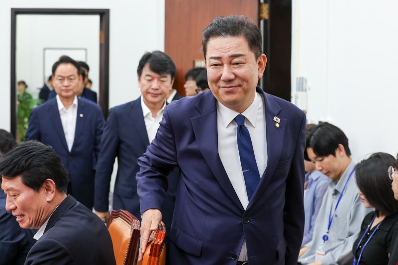 김병기 “재난 예방·피해 <b>복구</b> 지원 입법 서두르겠다”