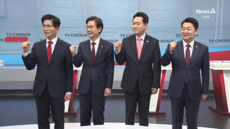 <b>국민의힘</b> 마지막 TV토론 격돌…혁신안은 각양각색