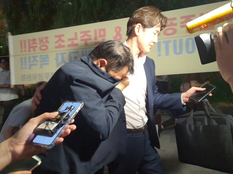 특검, ‘<b>이우환 그림</b>’ 받은 <b>김건희 오빠</b> 소환